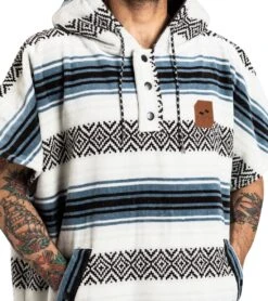 Slowtide Oso Changing Poncho -Swimline Store 5677989658792 whitestripe 3a