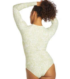 Sporti X Stef Corgel Manhattan Beach Cheetah Zip Front Long-Sleeve One Piece Swimsuit -Swimline Store 7360964001960 junglegreen 6a